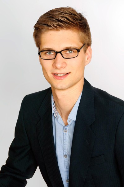 corperate headshots Cork - profile pic photographer - Daniel