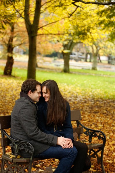 portrait photographer - romantic gift idea - Fitzgearld park for portraits