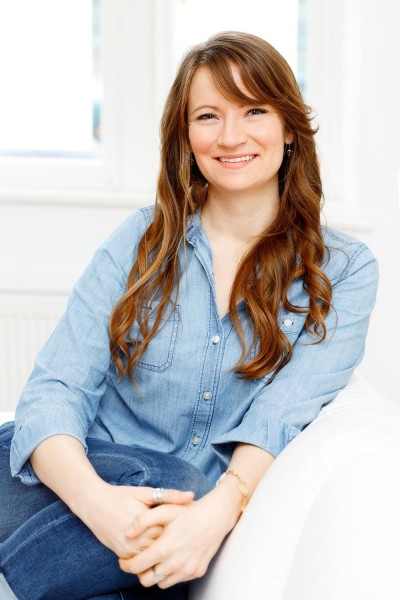 modern headshots Cork - relaxed headshots Cork - easy headshots Cork - Rachel Van de Pol